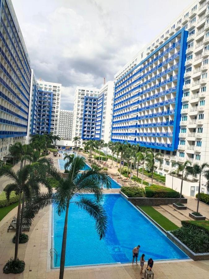 Bliss Staycation At Sea Residences By John Manila Exterior foto