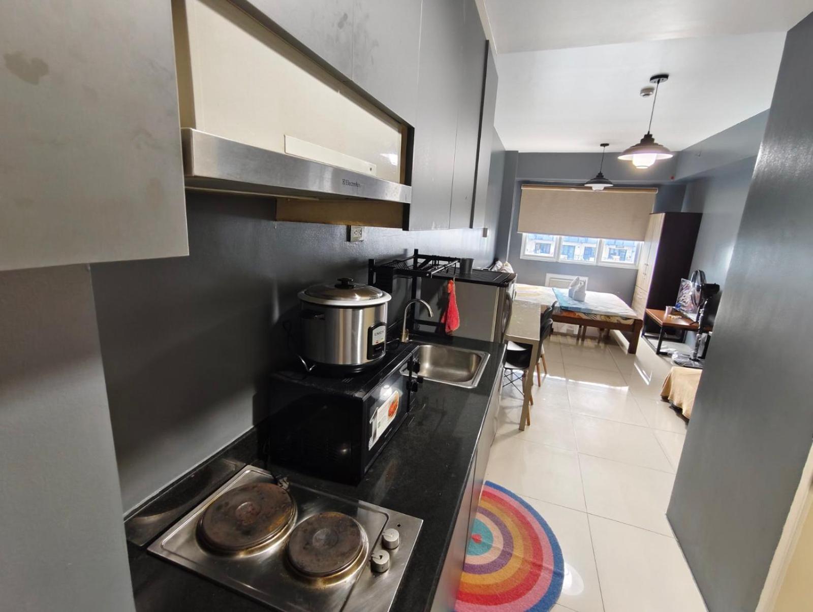 Bliss Staycation At Sea Residences By John Manila Exterior foto